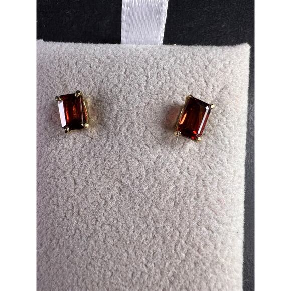 14k Gold Emerald-Cut Garnet Stud Earrings - Picture 13 of 16